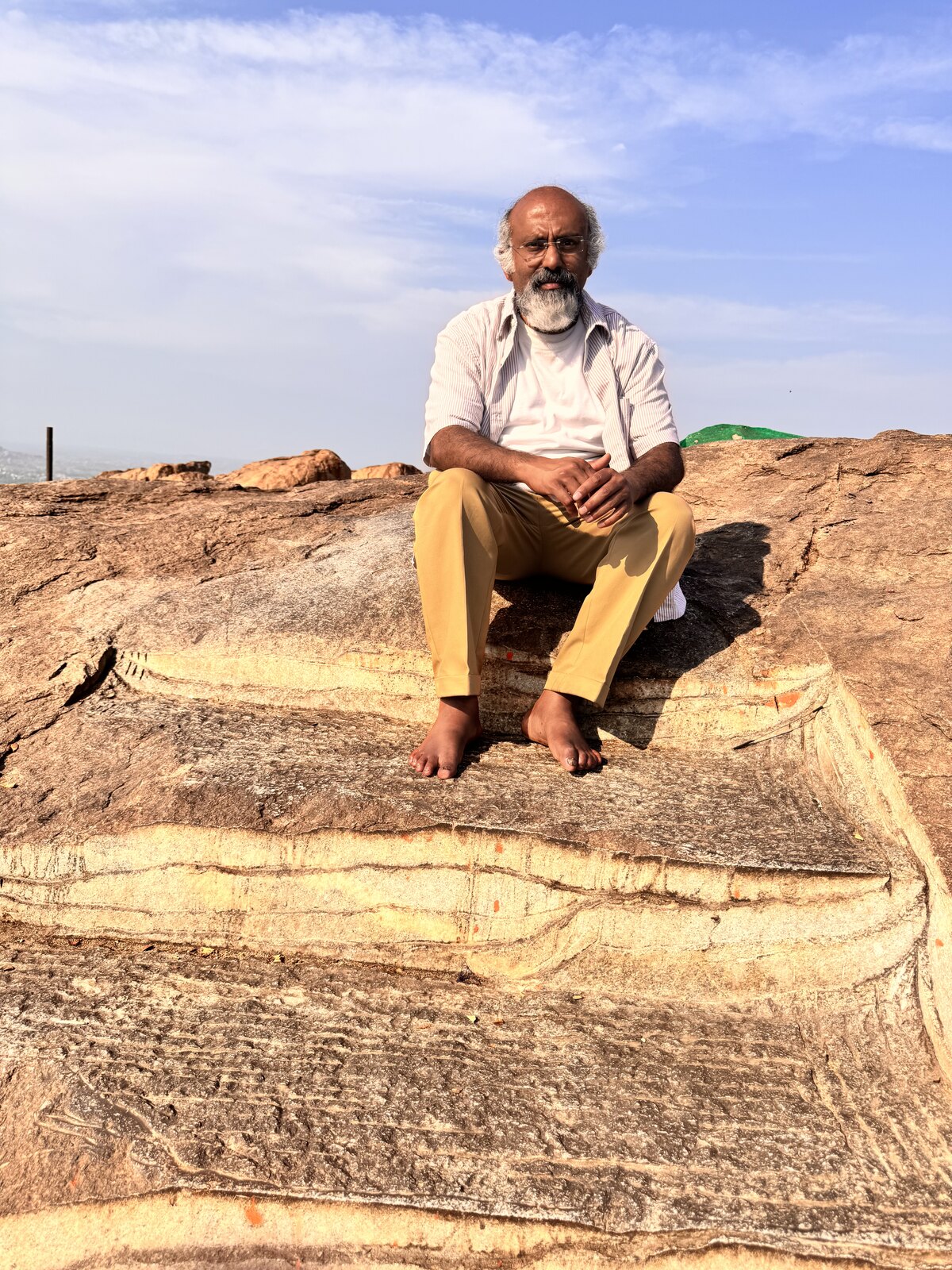 Sitting on the summit hillock above Kishkinda