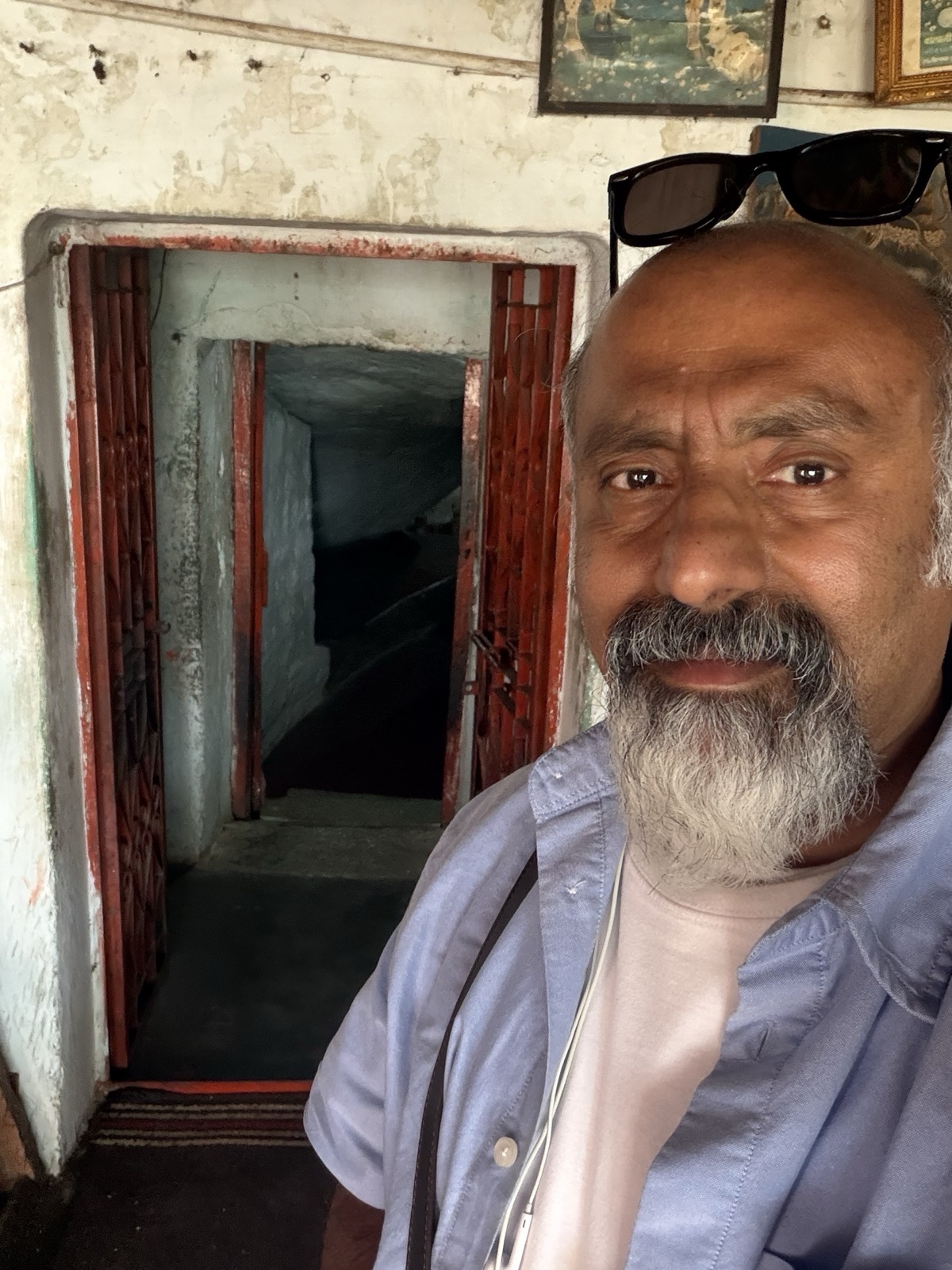 Nagendra at the entrance to the Rishimukha cave
