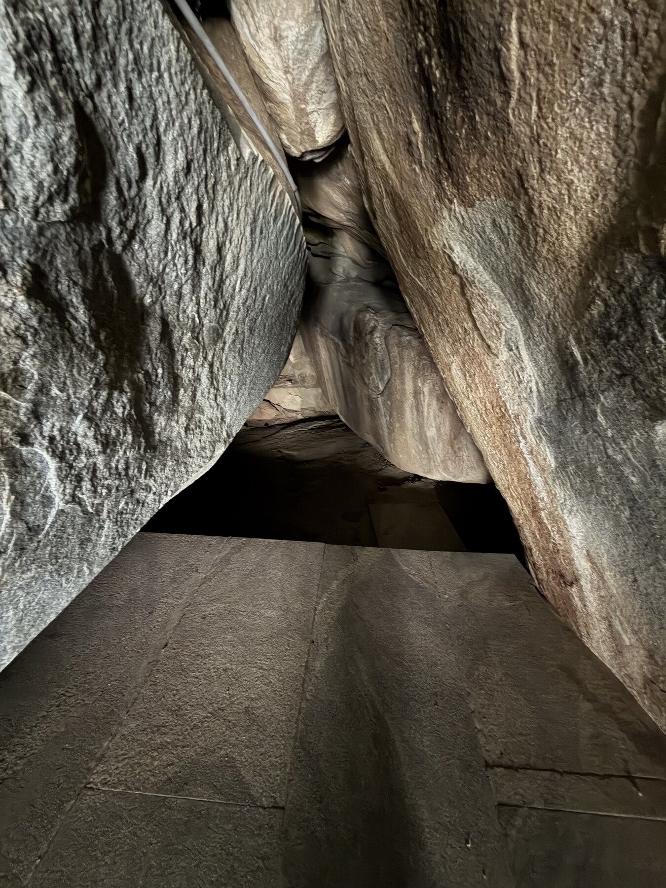 The narrow natural passage inside Shabari's cave